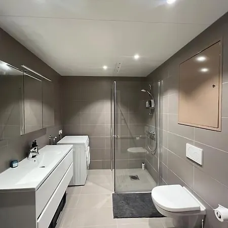 2-bedroom Apt - Modern In Ost Apartment